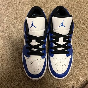 Jordan 1 low royal blue.